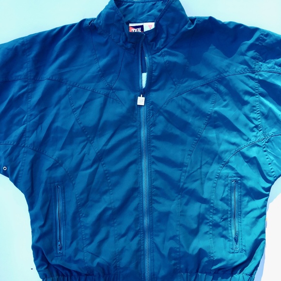 Vintage 90s Tail Windbreaker - Picture 4 of 6